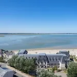 Hotel apartamentowy Pierre & Premium De La 4*
