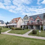 Pierre & Premium De La Apartmanhotel