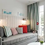 Apartmanhotel Pierre & Premium De La 4*