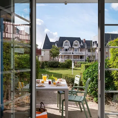 Pierre & Premium De La 4*