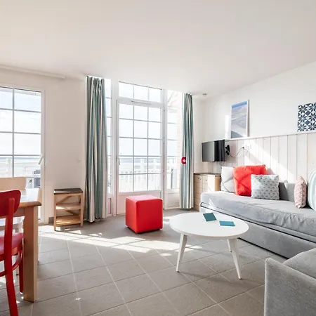 Aparthotel Pierre & Premium De La