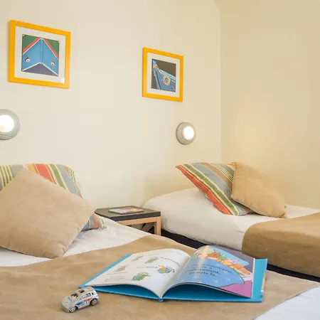 Pierre & Premium De La Aparthotel 4*