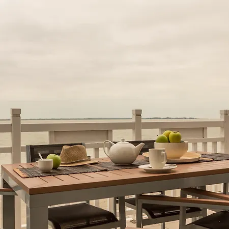 Apartmanhotel Pierre & Premium De La 4*