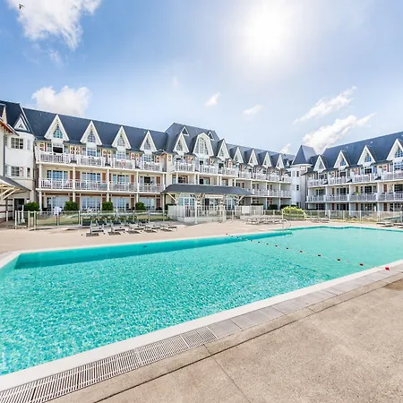 Pierre & Premium De La Aparthotel 4*