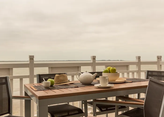 Aparthotel Pierre & Premium De La 4*